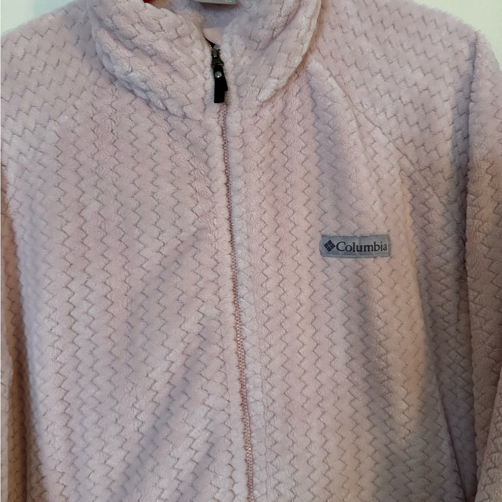 Columbia Women's Soft Pink Teddy Jacket - Picture 2 of 3